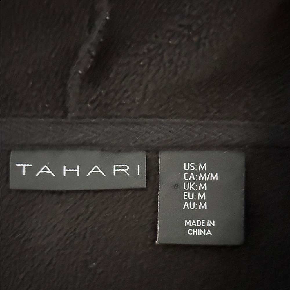 Tahari Elegant Black Outerwear